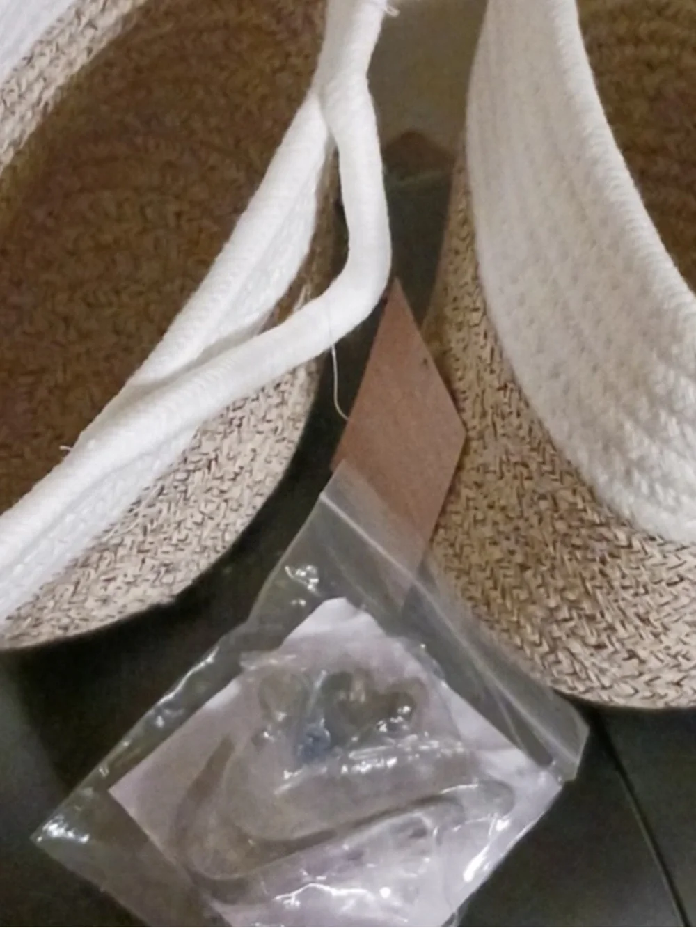 2-Hanging plant baskets with hardware (New in packaging)